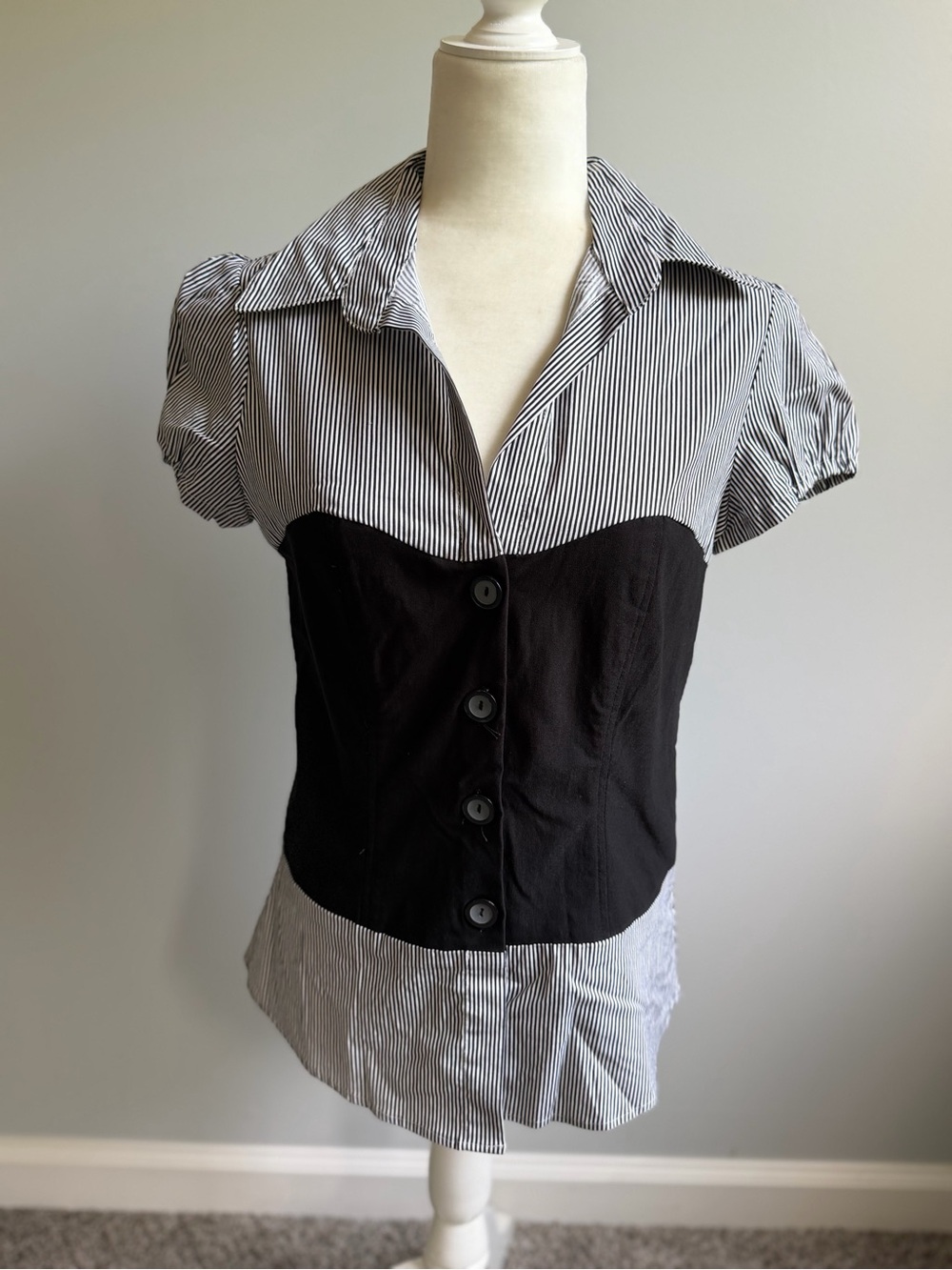 NWT NY Collection Business Casual Short Sleeve Top Women’s Size Medium